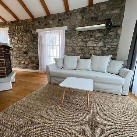 Guesthouse 45 Dutovlje المظهر الخارجي الصورة